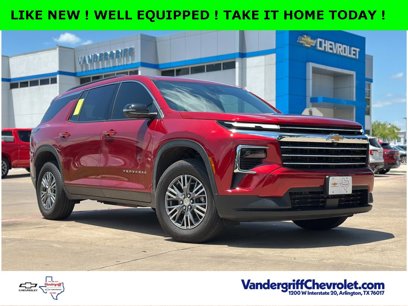 Certified 2025 Chevrolet Traverse LT w/ Driver Confidence Package