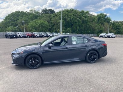 New 2025 Toyota Camry SE