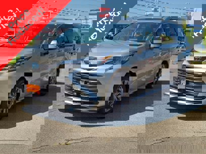 Used 2021 Toyota Sienna LE