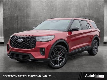 New 2025 Ford Explorer ST-Line w/ Premium Package