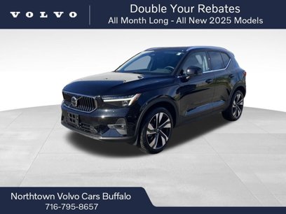 New 2025 Volvo XC40 B5 Ultra w/ Climate Package