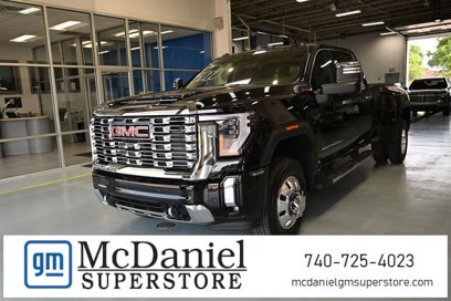 New 2025 GMC Sierra 3500 Denali w/ Denali Reserve Package