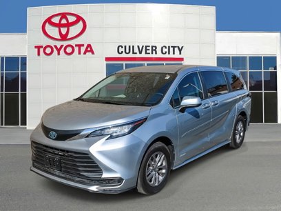 Used 2021 Toyota Sienna LE