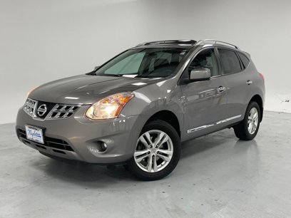 Used 2013 Nissan Rogue SV w/ Premium Pkg