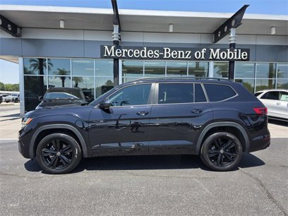 Used 2023 Volkswagen Atlas SEL R-Line
