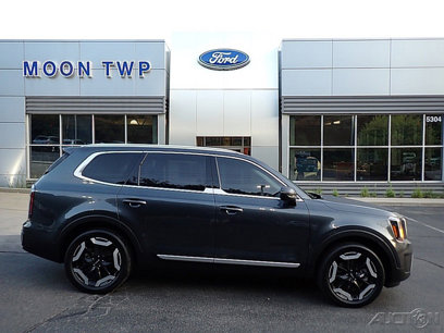 Used 2024 Kia Telluride EX w/ EX Captain's Chair Package