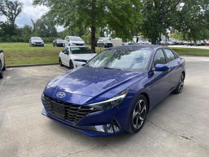 Used 2022 Hyundai Elantra Limited w/ Cargo Package