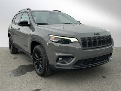 Used 2023 Jeep Cherokee Altitude Lux