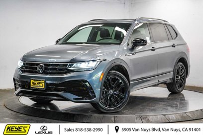 Used 2022 Volkswagen Tiguan SE R-Line