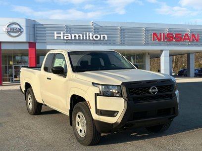 New 2025 Nissan Frontier S