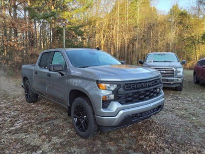 New 2025 Chevrolet Silverado 1500 Custom