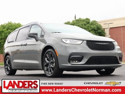 Used 2021 Chrysler Pacifica Touring-L w/ S Appearance Package