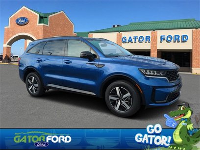 Used 2023 Kia Sorento S w/ Panoramic Sunroof Package