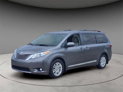 Used 2017 Toyota Sienna XLE