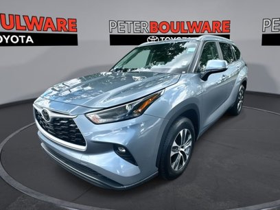 Used 2024 Toyota Highlander XLE