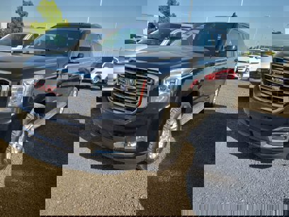 Used 2017 GMC Yukon XL SLT