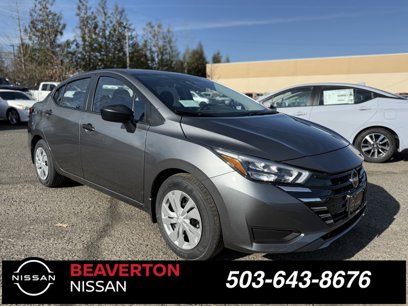 New 2025 Nissan Versa S w/ Trunk Package