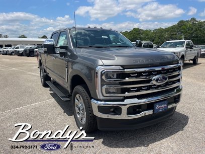 New 2025 Ford F250 Lariat w/ Lariat Ultimate Package