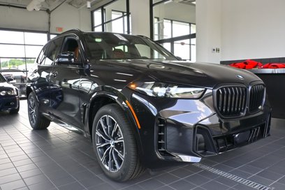 New 2026 BMW X5 xDrive40i w/ M Sport Package