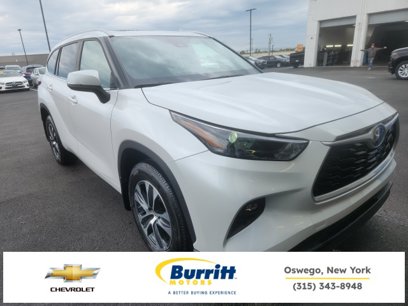 Used 2024 Toyota Highlander LE