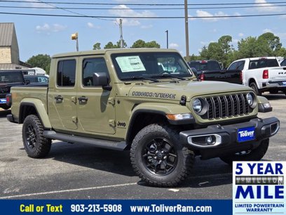 New 2025 Jeep Gladiator Sport
