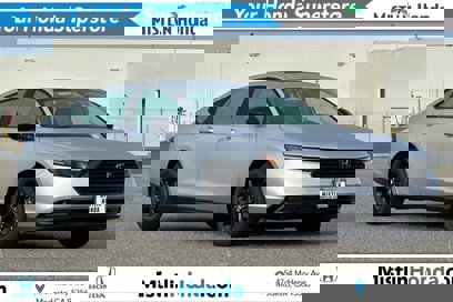 New 2025 Honda Accord SE