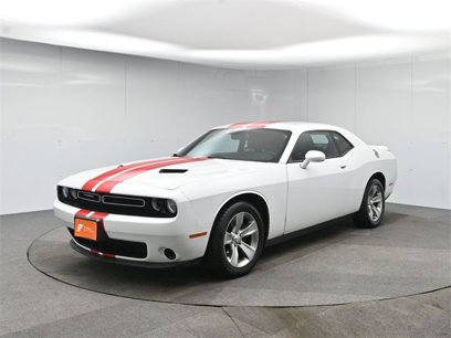 Used 2015 Dodge Challenger SXT