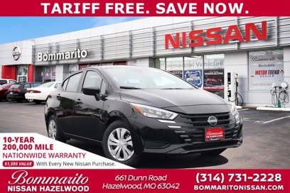 New 2025 Nissan Versa S w/ Trunk Package