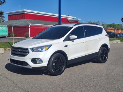 Used 2017 Ford Escape SE w/ Equipment Group 201A