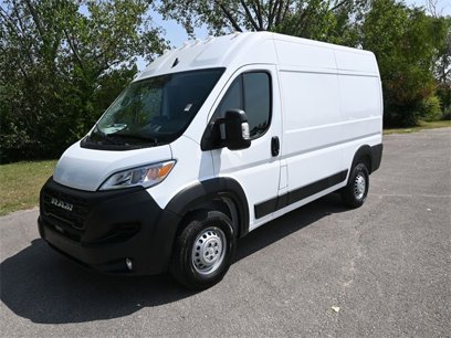 New 2025 RAM ProMaster 3500 w/ Premium Convenience Group