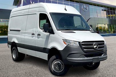 New 2024 Mercedes-Benz Sprinter 144 Cargo