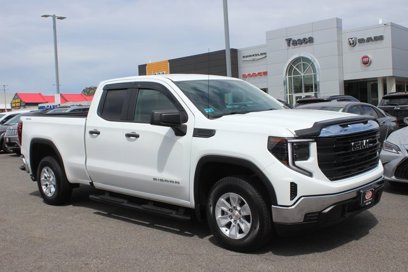 Used 2023 GMC Sierra 1500 Pro w/ Pro Value Package