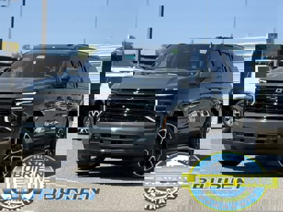 New 2025 Chevrolet Suburban RST w/ RST Capability Package