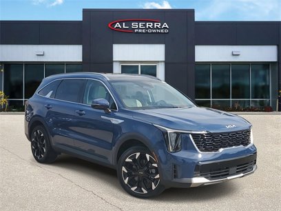 Certified 2025 Kia Sorento EX w/ Panoramic Sunroof Package