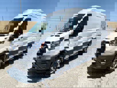 New 2025 Ford Transit 250 148 Medium Roof