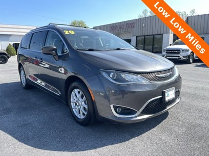 Certified 2020 Chrysler Pacifica Touring-L