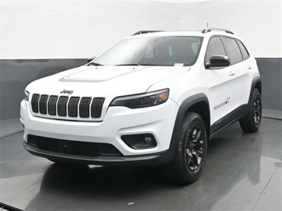 Used 2022 Jeep Cherokee Latitude w/ Sun & Sound Group