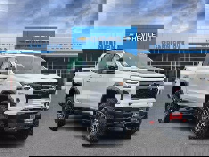 New 2025 Chevrolet Colorado ZR2 w/ Technology Package