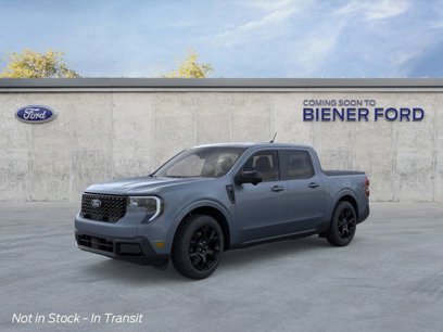 New 2025 Ford Maverick Lariat w/ Black Appearance Package