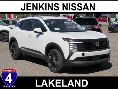 New 2025 Nissan Kicks SR w/ Illumination Package