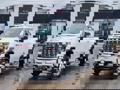 New 2025 GMC Sierra 3500 Denali w/ Denali Reserve Package