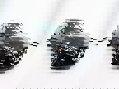Certified 2022 Nissan Altima 2.5 SV w/ SV Premium Package