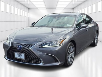 Certified 2020 Lexus ES 300h w/ Premium Package