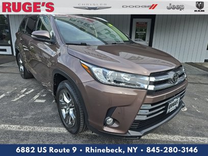 Used 2017 Toyota Highlander Limited Platinum