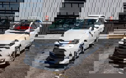 Used 2017 Toyota Corolla LE w/ Carpet Mat Package (TMS)