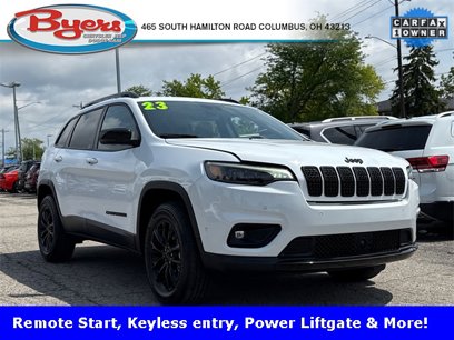 Used 2023 Jeep Cherokee Altitude Lux
