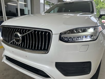 Used 2021 Volvo XC90 T6 Momentum