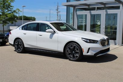 New 2024 BMW i5 eDrive40i w/ Premium Package