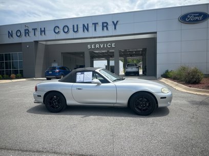 Used 2004 MAZDA MX-5 Miata w/ Convenience Pkg