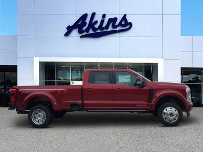New 2025 Ford F450 Platinum w/ FX4 Off-Road Package